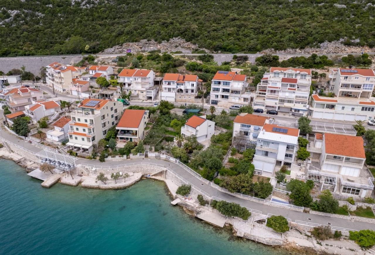 Villa Emina Sa Privatnom Plazom I Parkingom Neum Exterior foto