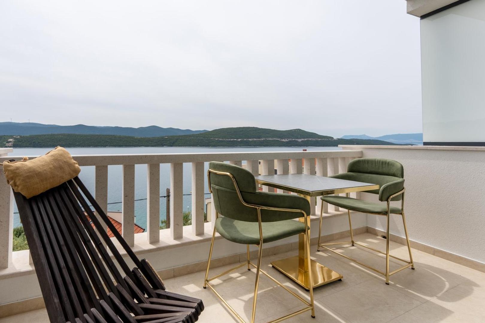 Villa Emina Sa Privatnom Plazom I Parkingom Neum Exterior foto