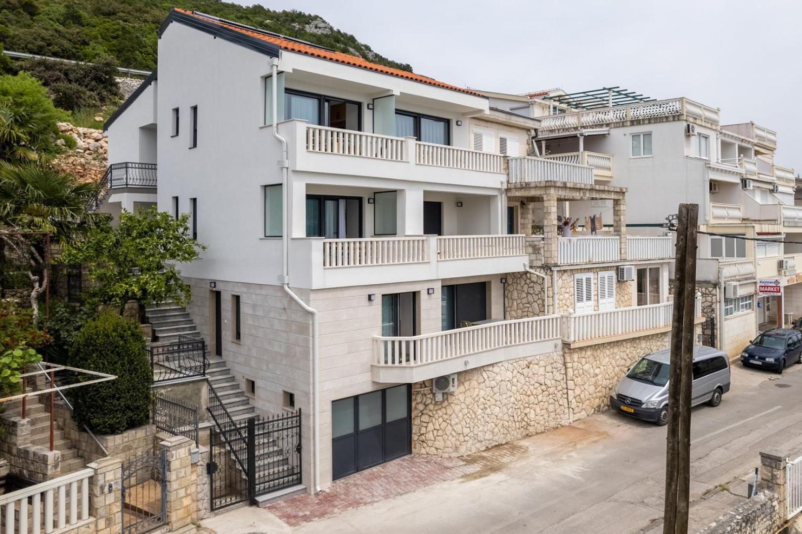 Villa Emina Sa Privatnom Plazom I Parkingom Neum Exterior foto